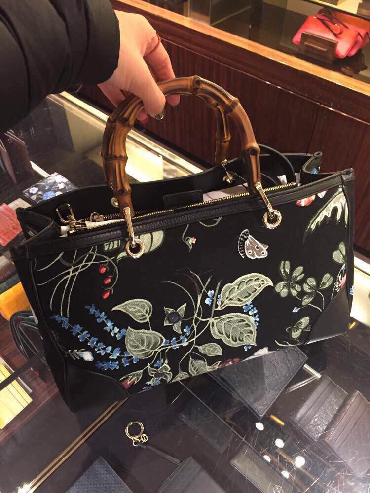 Authentic Gucci Bamboo Shopper Flora Knight Tote Bag 323660